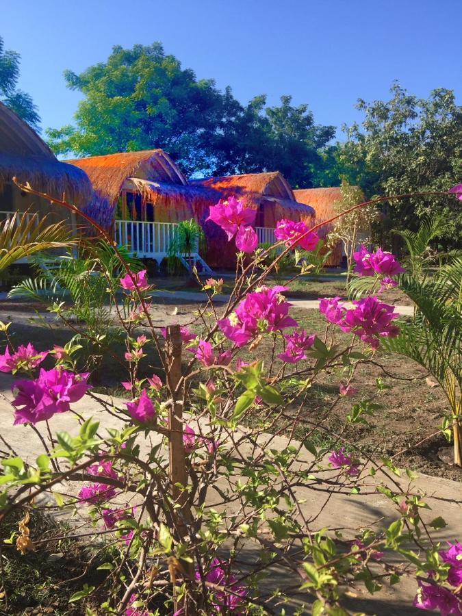 Maleo Moyo Hotel&Dive Resort Moyo Island Exterior foto